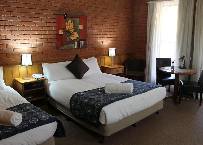 Bakery Hill Motel